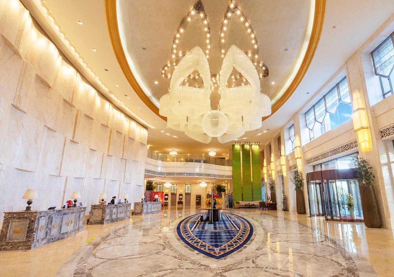 Howard Johnson Riverfront Plaza Fuzhou Fuzhou  Exterior foto